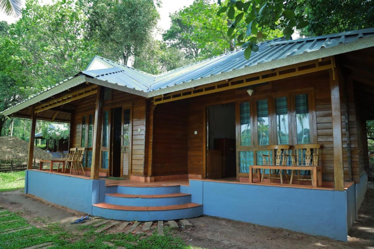 Royal Wooden Villa Mananthavady Exterior photo